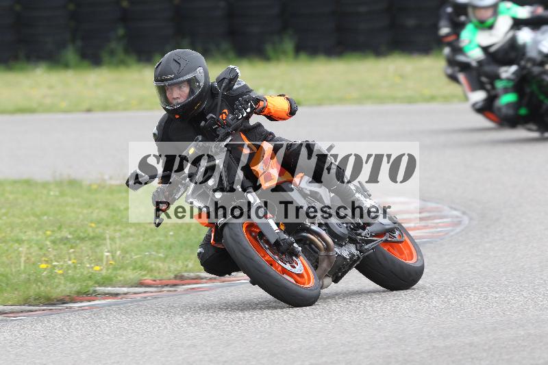 /Archiv-2025/10 23.04.2025 Cornu Master School ADR/rot-rouge/20